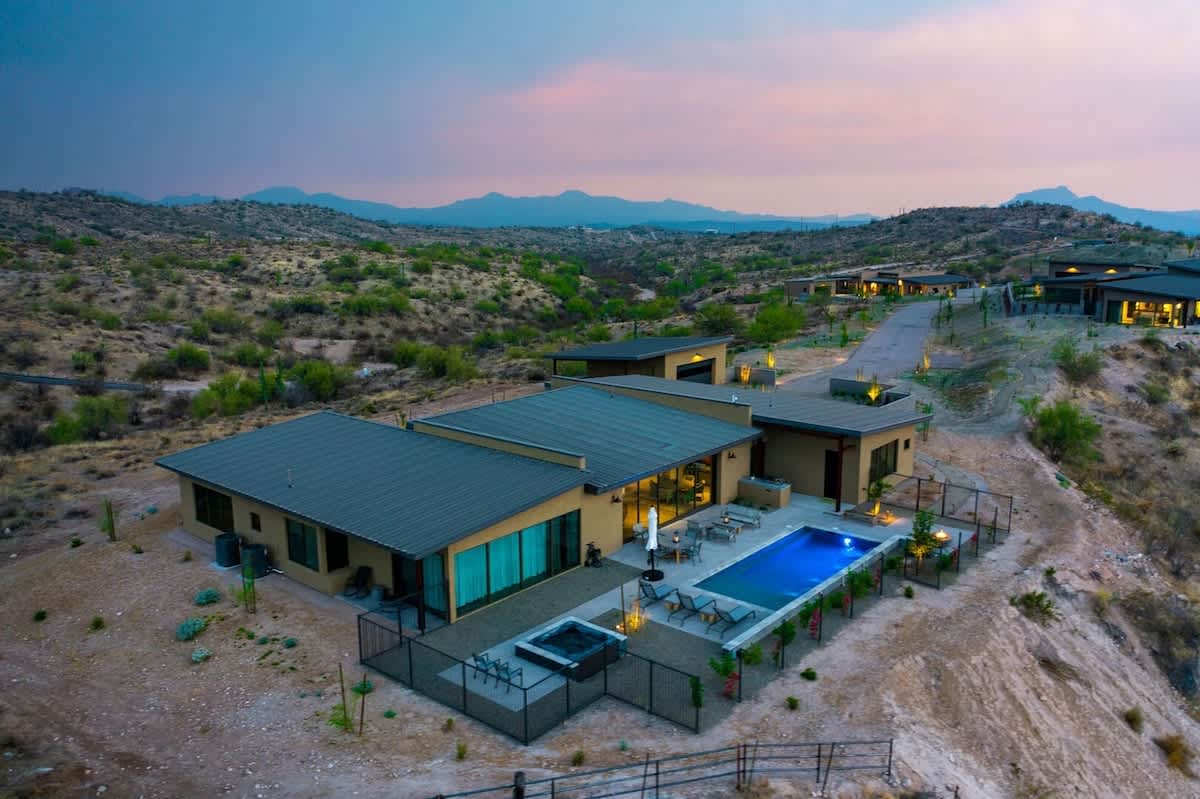 Stunning private luxury retreat overlooking the gorgeous Tonto National Forest.