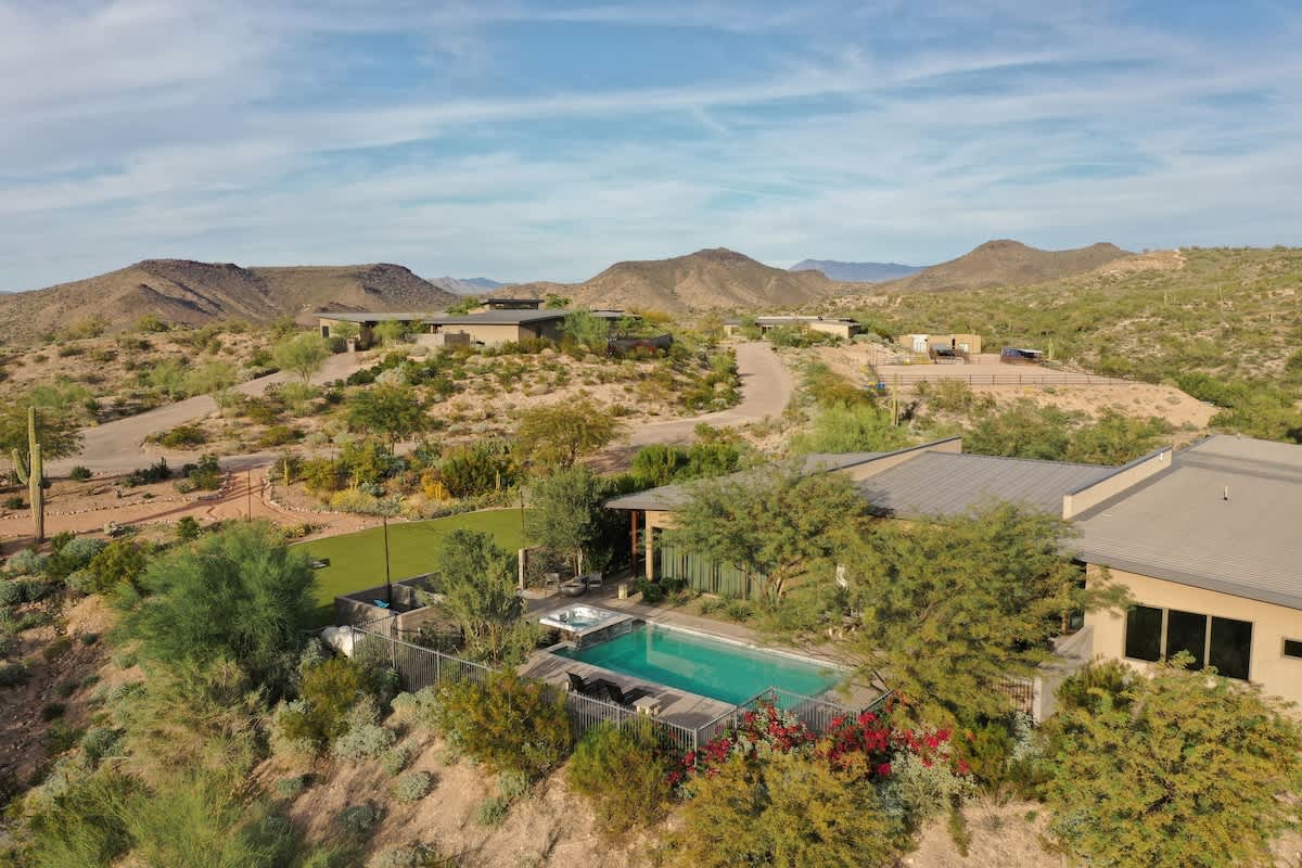 Stunning private luxury retreat overlooking the gorgeous Tonto National Forest.