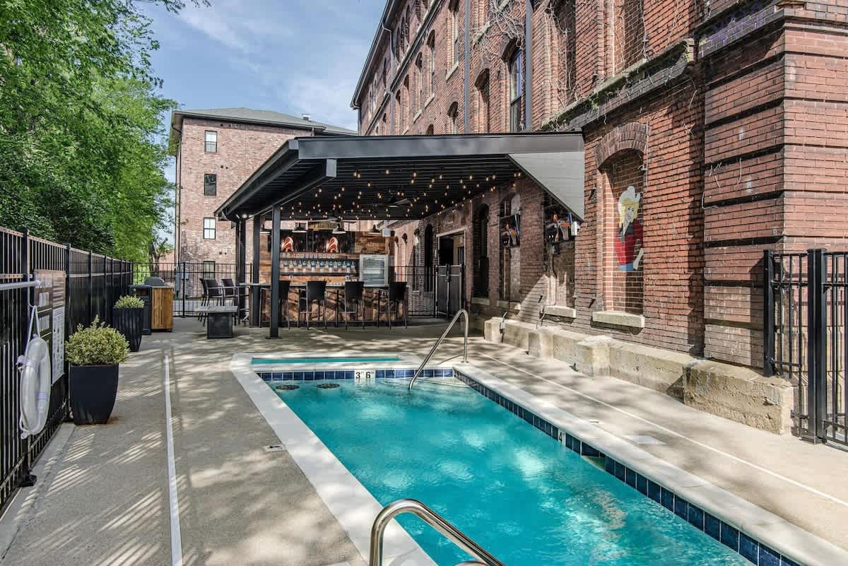 Communal Area: Sparkling Pool with an outdoor bar area, Smart TVs, sun loungers, outdoor seating, and grills. 
Please Note: Open seasonally May 26th - October 1st