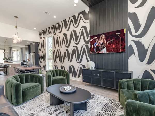 Resonance - Modern Luxury - Stunning City Views