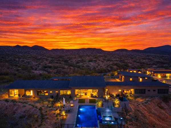 Paradise Canyon-Infinity Pool-Mnt Views-Estate 3