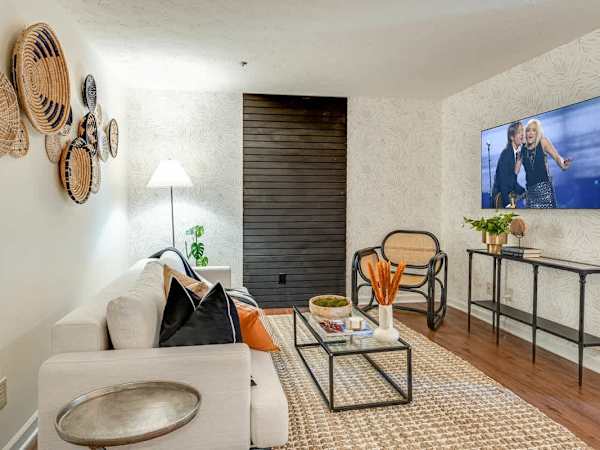 Boho West - 3 Mins to Broadway - 31 Day Stays