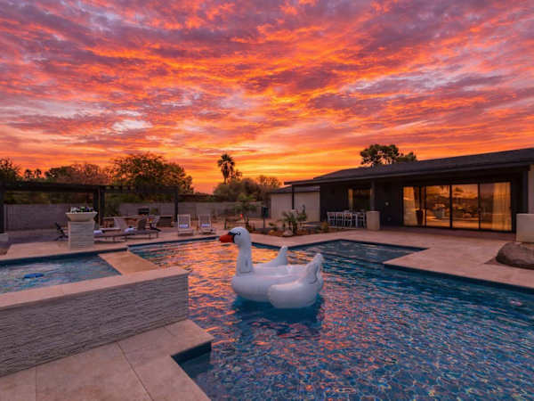 Sport & Splash - Pickle ball - Sports Court -Pool