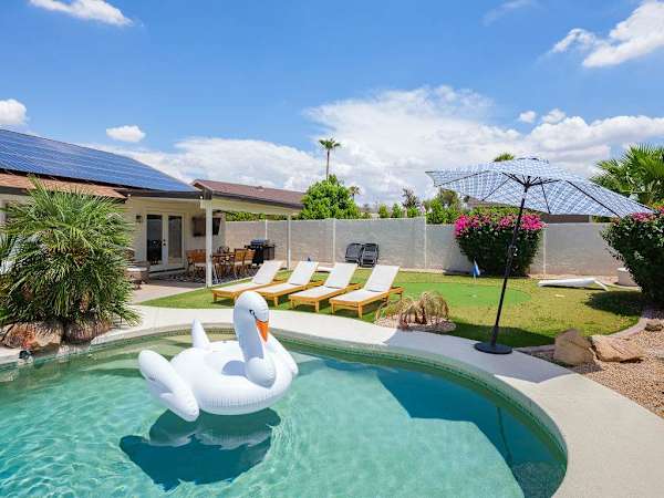 Players Paradise-Private Pool-Golf-Shuffle Board